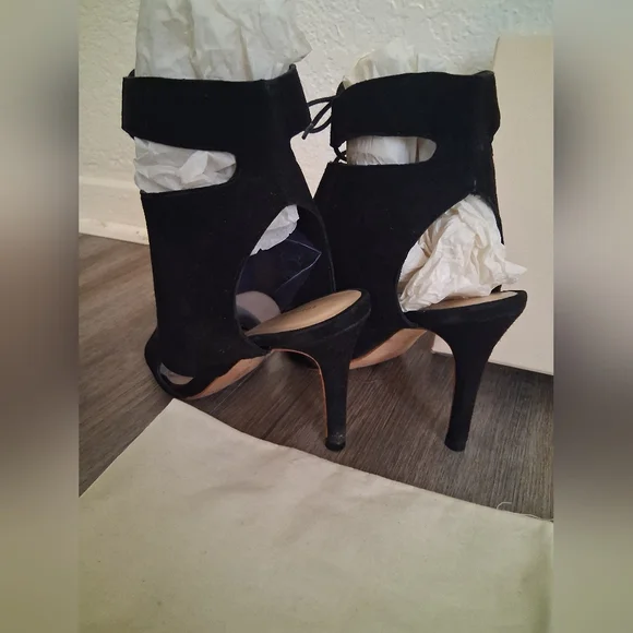Loeffler Randall Black Women's Heels - Picture 8 of 16